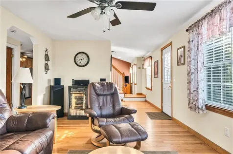 93 Grotto Avenue Warwick RI 02888