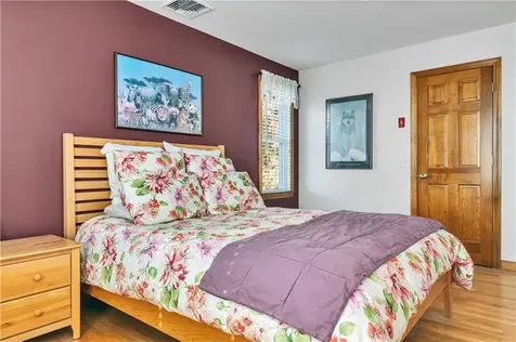 93 Grotto Avenue Warwick RI 02888