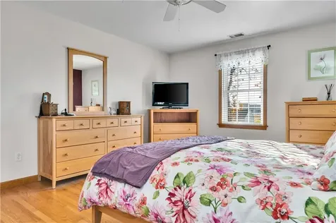 93 Grotto Avenue Warwick RI 02888