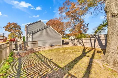 93 Grotto Avenue Warwick RI 02888