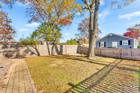 93 Grotto Avenue Warwick RI 02888