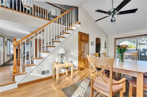 93 Grotto Avenue Warwick RI 02888