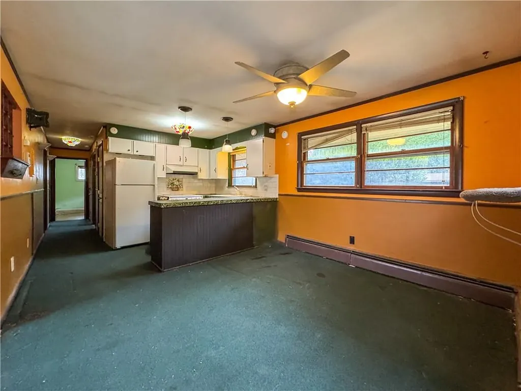 219 Dawn Boulevard Woonsocket RI 02895