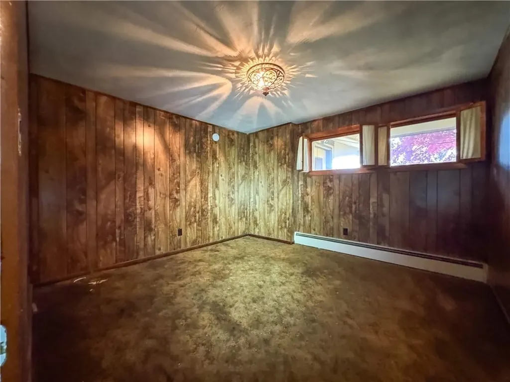 219 Dawn Boulevard Woonsocket RI 02895