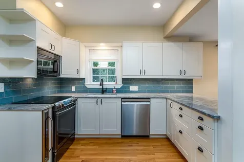 141 Hillside Avenue Providence RI 02906