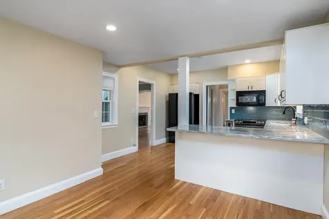 141 Hillside Avenue Providence RI 02906