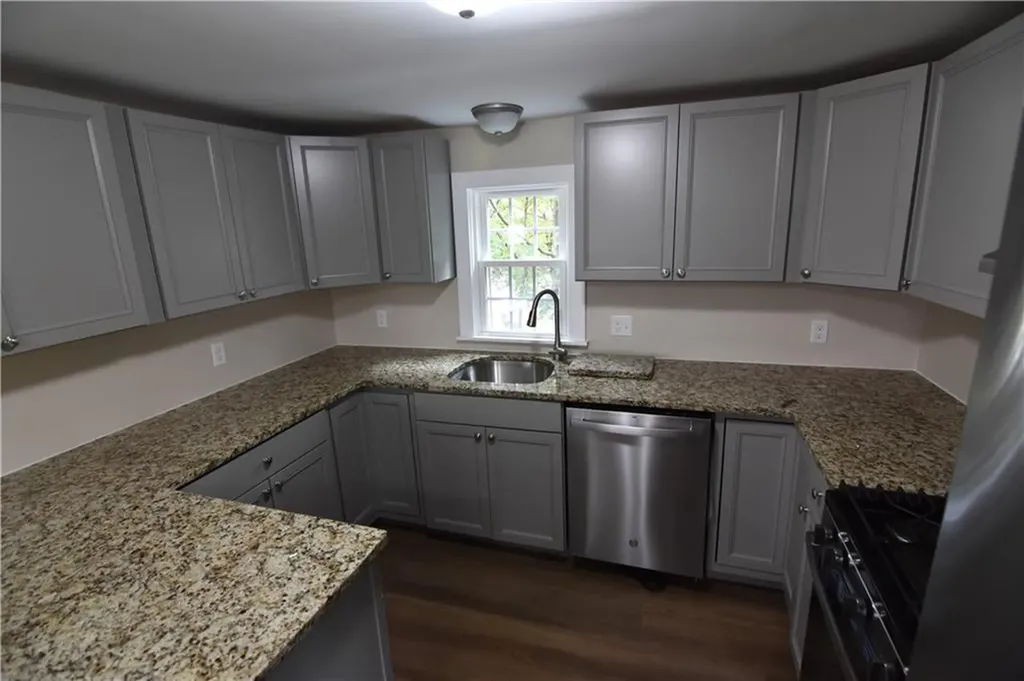 103 Summer Street Woonsocket RI 02895