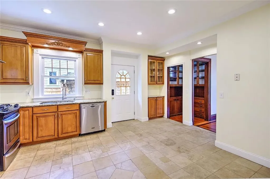 20 Taber Avenue Providence RI 02906