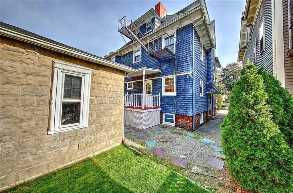 20 Taber Avenue Providence RI 02906