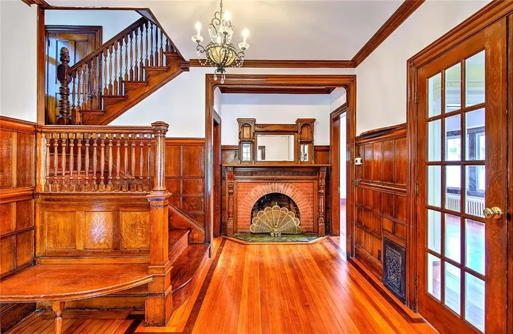 20 Taber Avenue Providence RI 02906