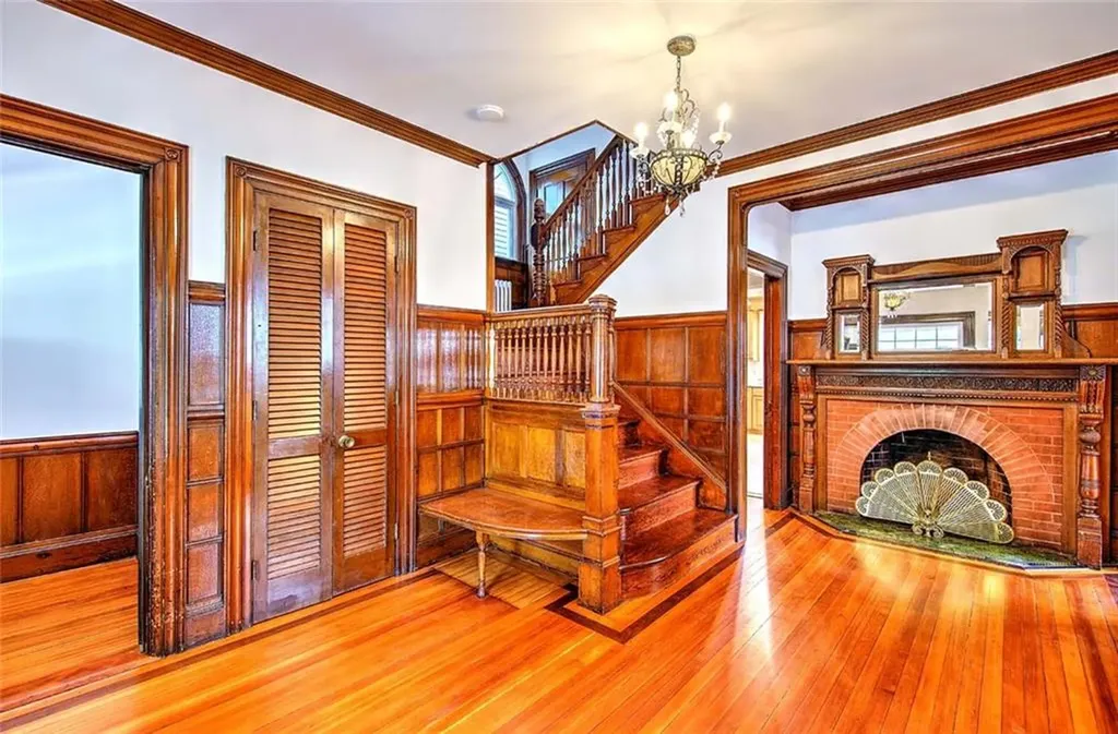 20 Taber Avenue Providence RI 02906