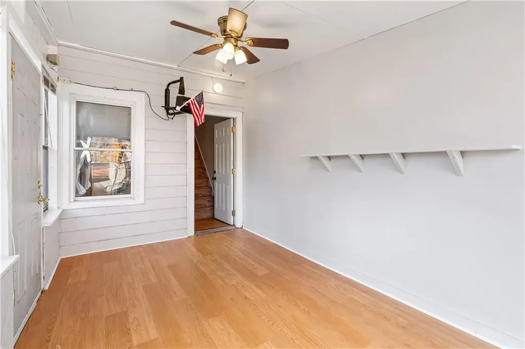 41 43 Oak Street Cranston RI 02910