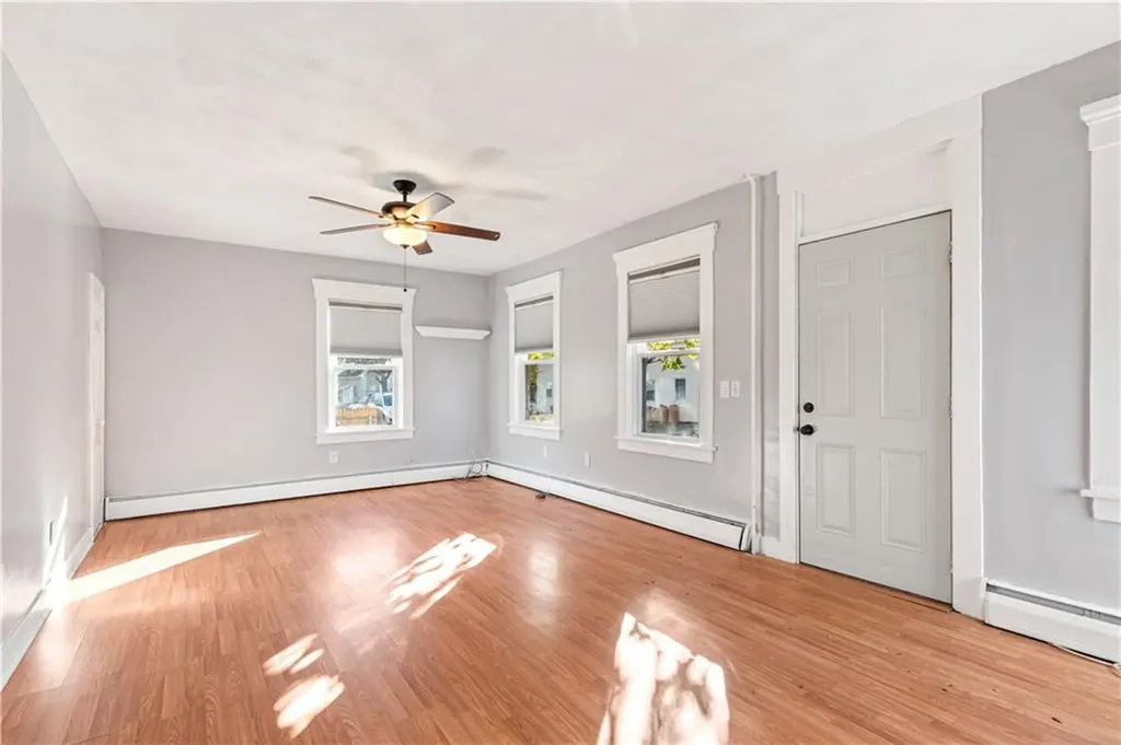 41 43 Oak Street Cranston RI 02910