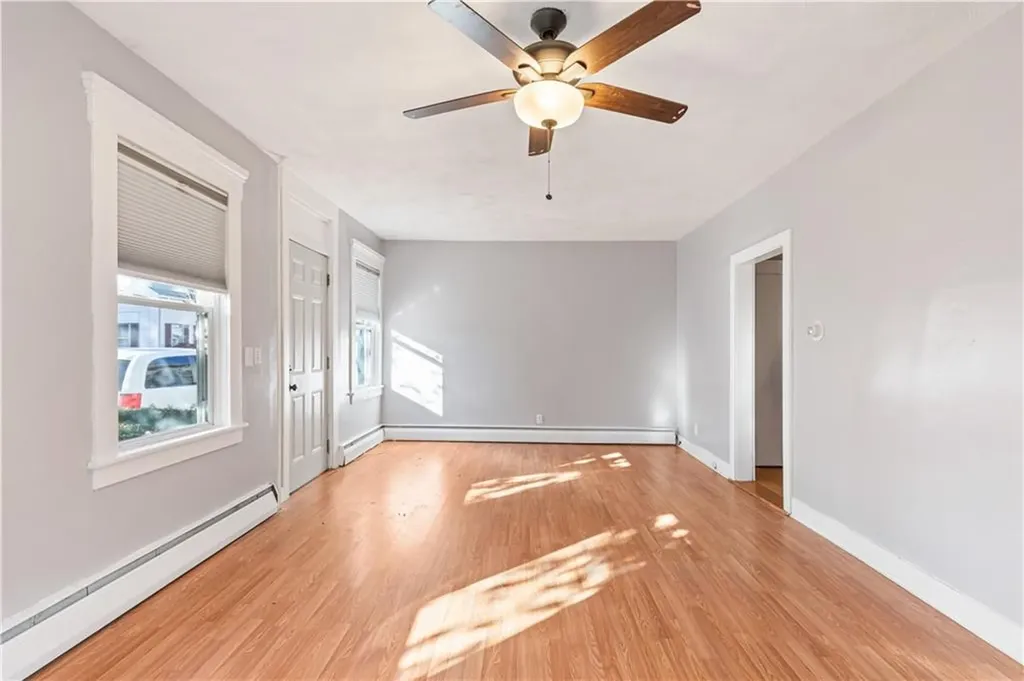 41 43 Oak Street Cranston RI 02910