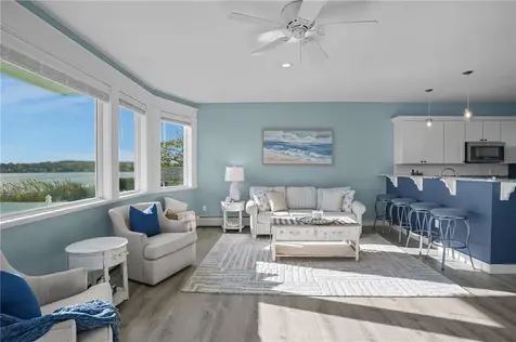 502 Ocean Grove Avenue Swansea MA 0277