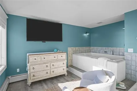 502 Ocean Grove Avenue Swansea MA 0277