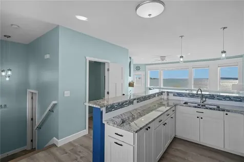 502 Ocean Grove Avenue Swansea MA 0277