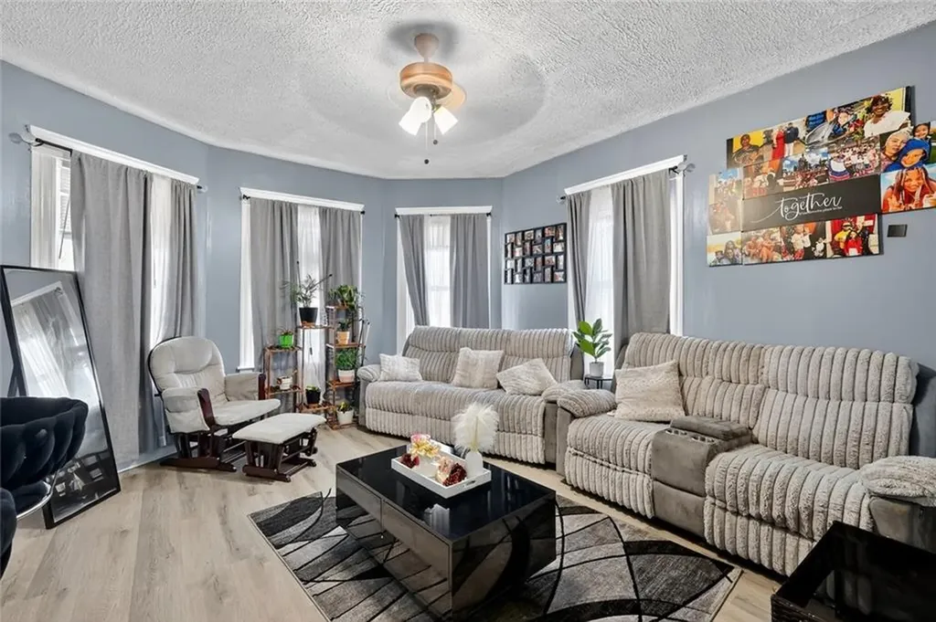 132 Atlantic Avenue Providence RI 02907