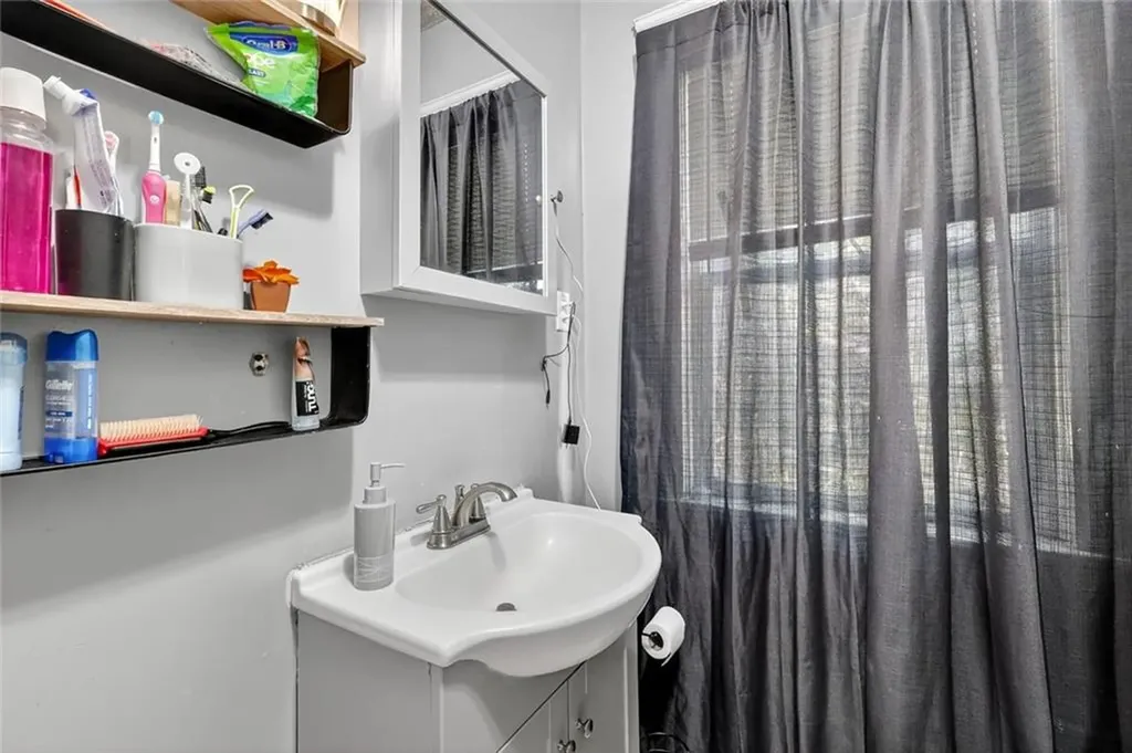 132 Atlantic Avenue Providence RI 02907
