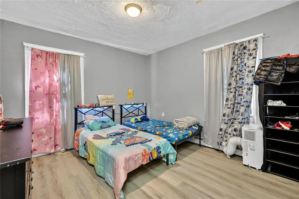 132 Atlantic Avenue Providence RI 02907