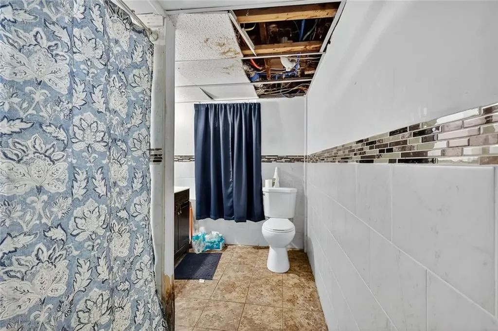 132 Atlantic Avenue Providence RI 02907