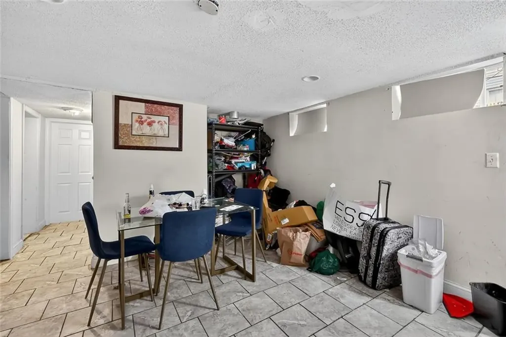 132 Atlantic Avenue Providence RI 02907