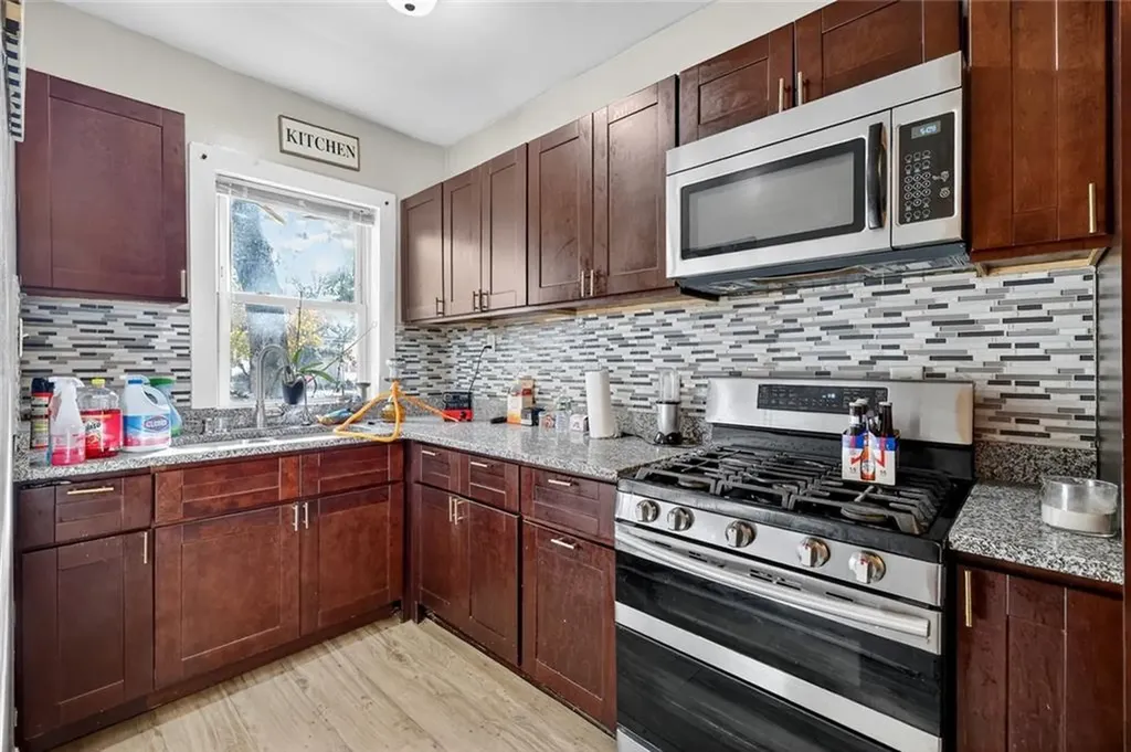 132 Atlantic Avenue Providence RI 02907