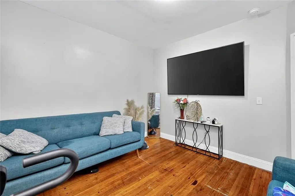 132 Atlantic Avenue Providence RI 02907