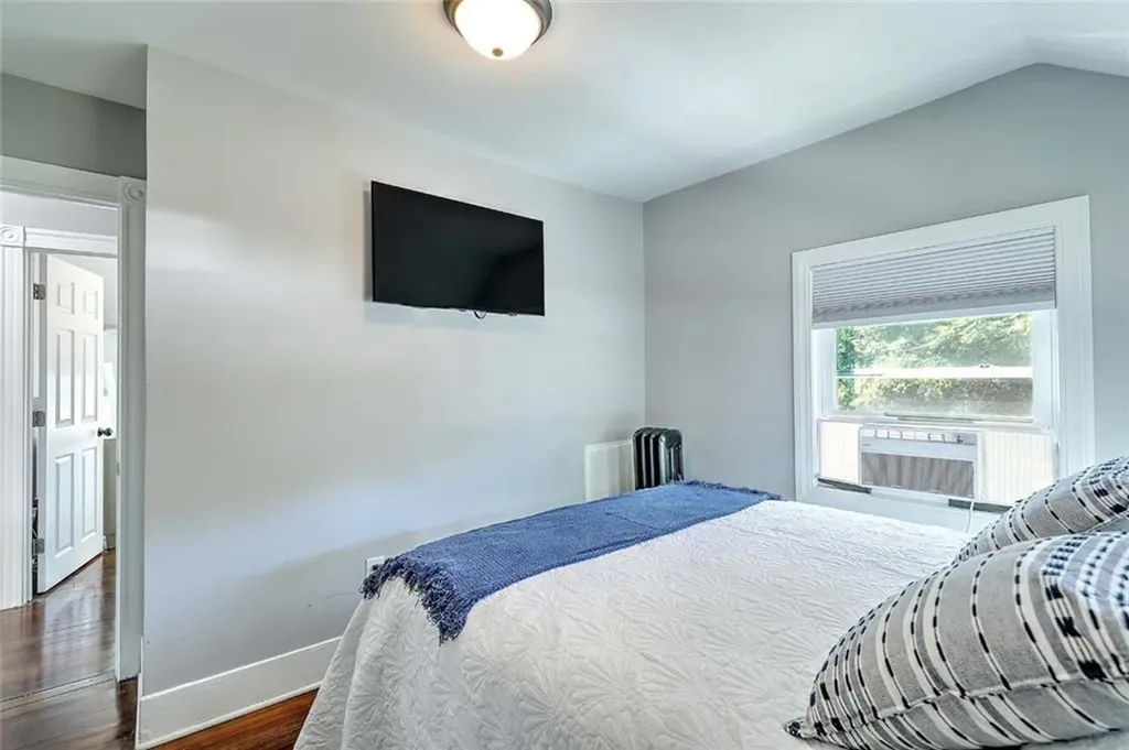 25 Ide Avenue East Providence RI 02914