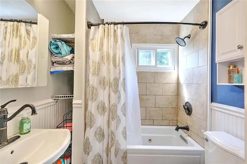 25 Ide Avenue East Providence RI 02914