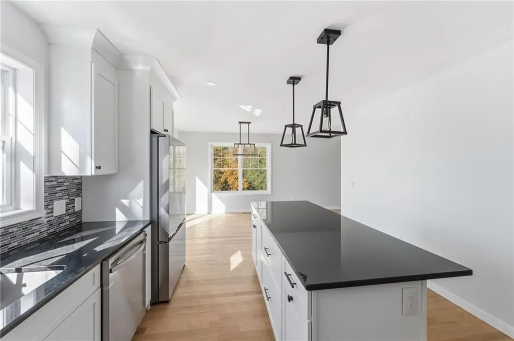 8 Teresa Ann Crossing West Warwick RI 02893