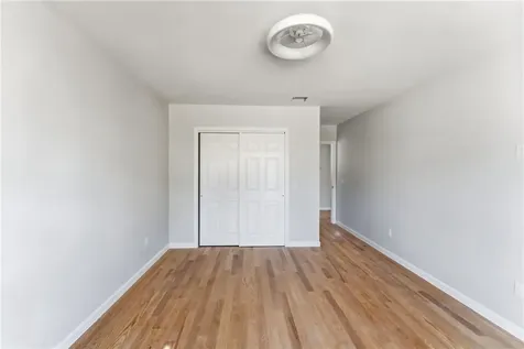 8 Teresa Ann Crossing West Warwick RI 02893