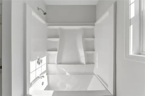 8 Teresa Ann Crossing West Warwick RI 02893