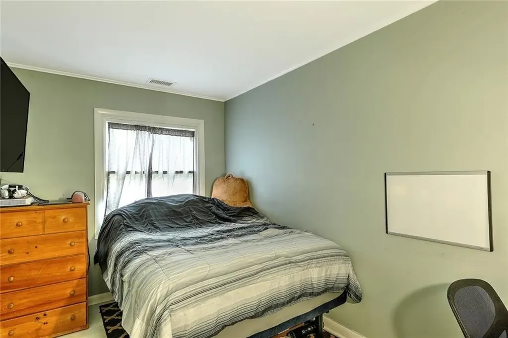 52 Leroy Drive East Providence RI 02915