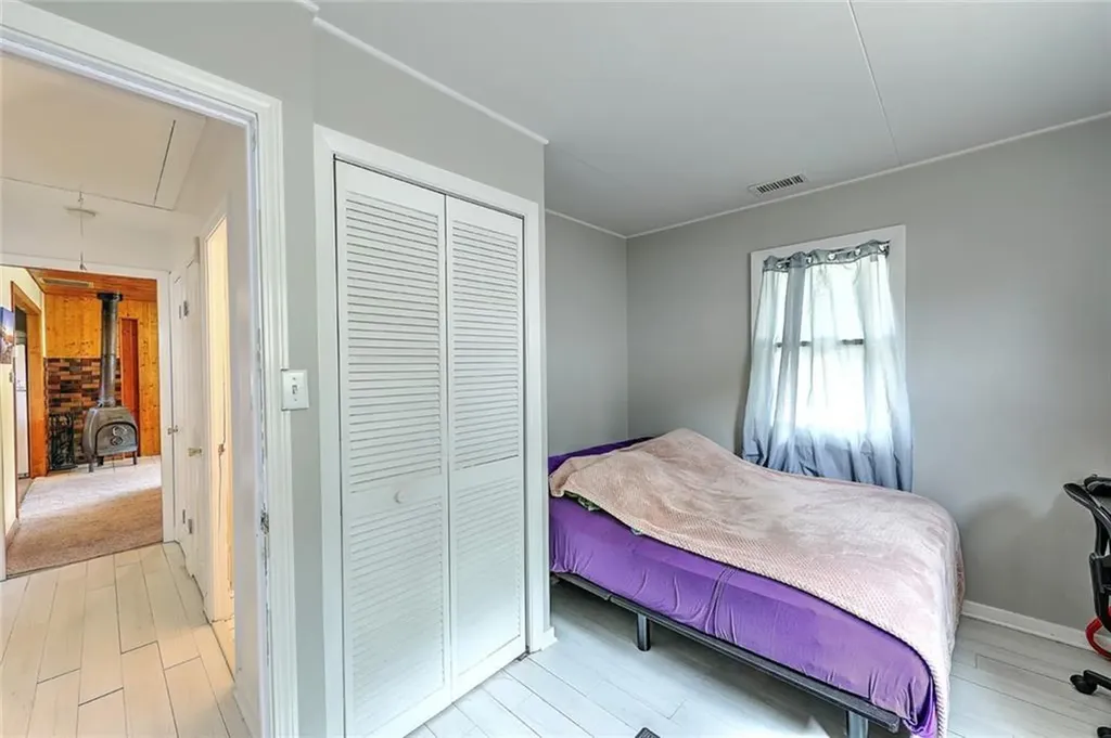52 Leroy Drive East Providence RI 02915