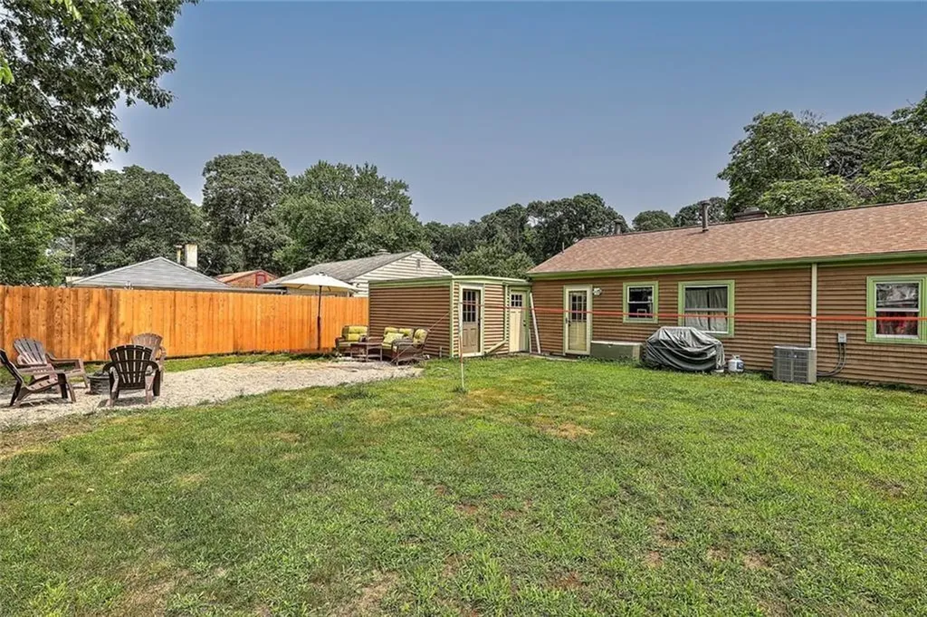 52 Leroy Drive East Providence RI 02915