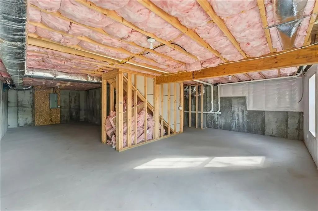 4 Teresa Ann Crossing West Warwick RI 02893