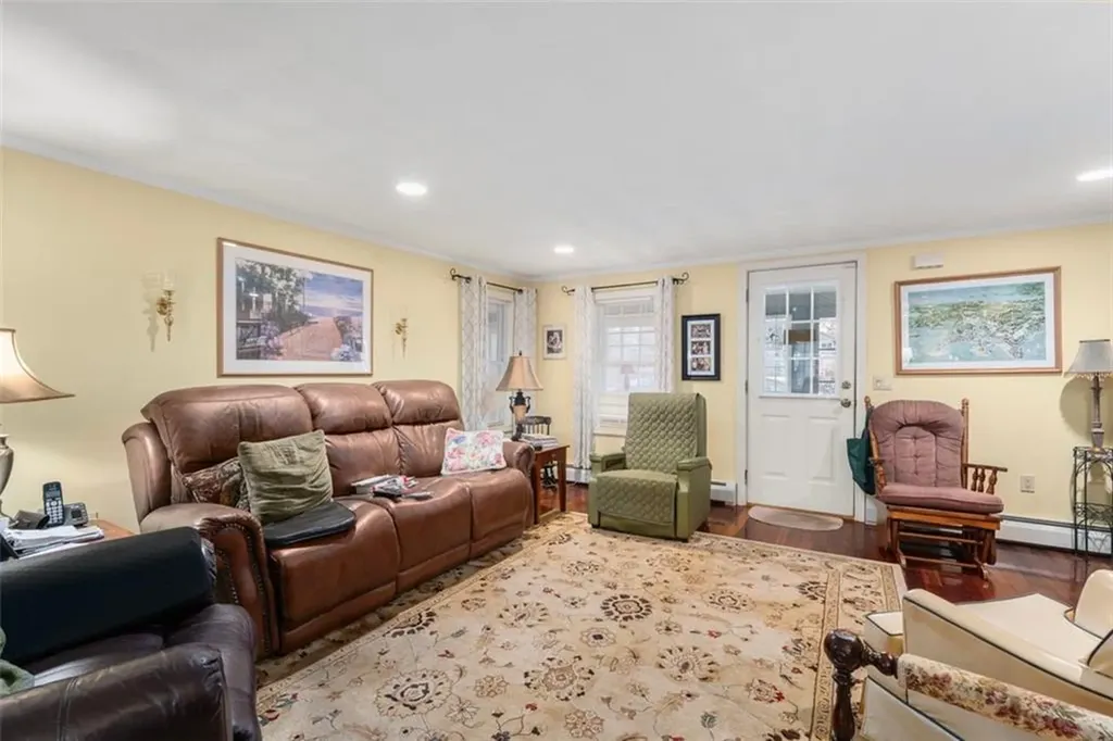 178 Manning Street Warwick RI 02889