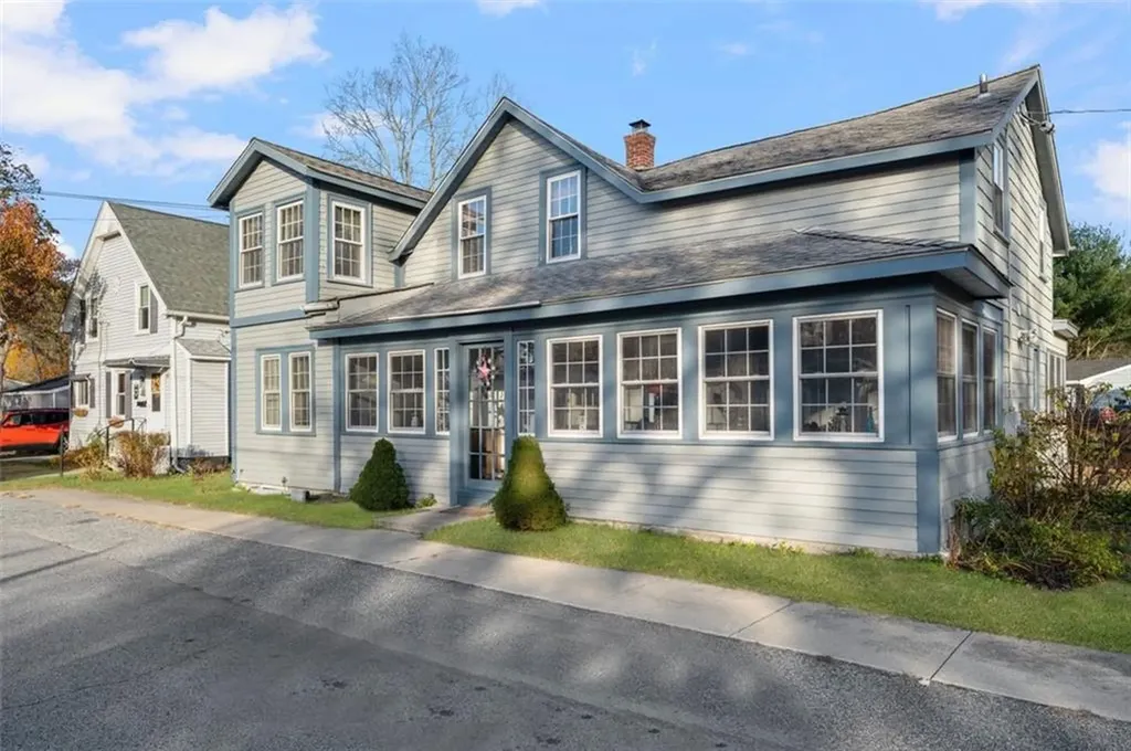 178 Manning Street Warwick RI 02889