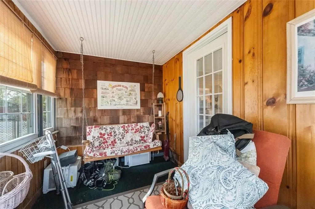 178 Manning Street Warwick RI 02889