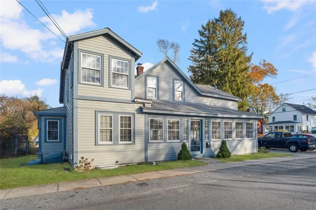 178 Manning Street Warwick RI 02889