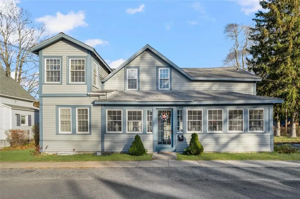 178 Manning Street Warwick RI 02889