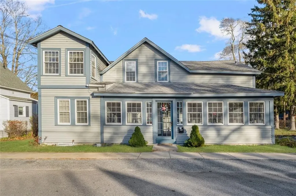 178 Manning Street Warwick RI 02889