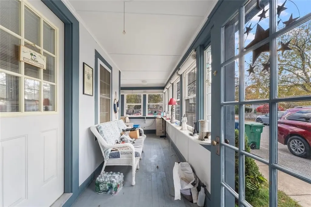 178 Manning Street Warwick RI 02889