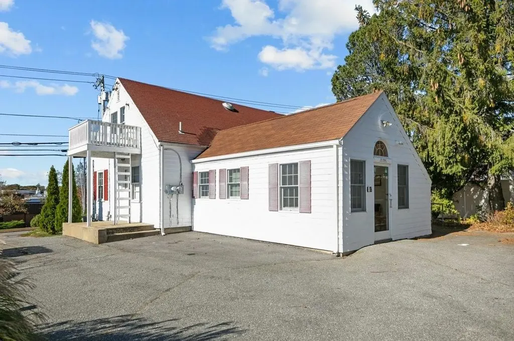 74 Valley Road Middletown RI 02842