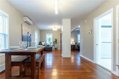 17 Oak Avenue East Providence RI 02915