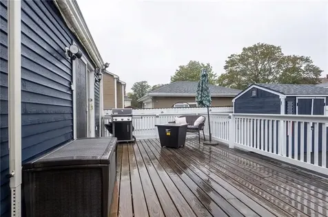 17 Oak Avenue East Providence RI 02915