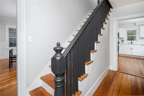 51 Salisbury Avenue North Kingstown RI 02852