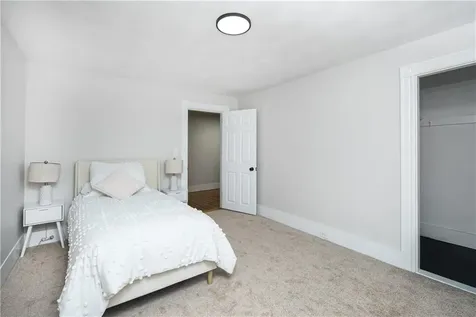 51 Salisbury Avenue North Kingstown RI 02852