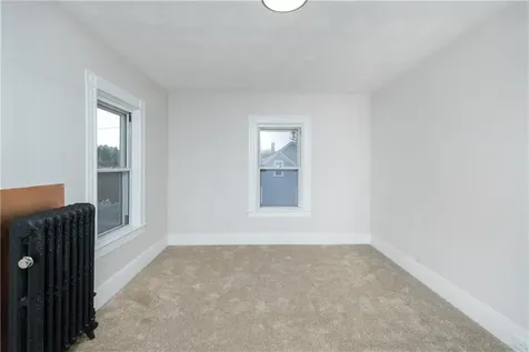 51 Salisbury Avenue North Kingstown RI 02852